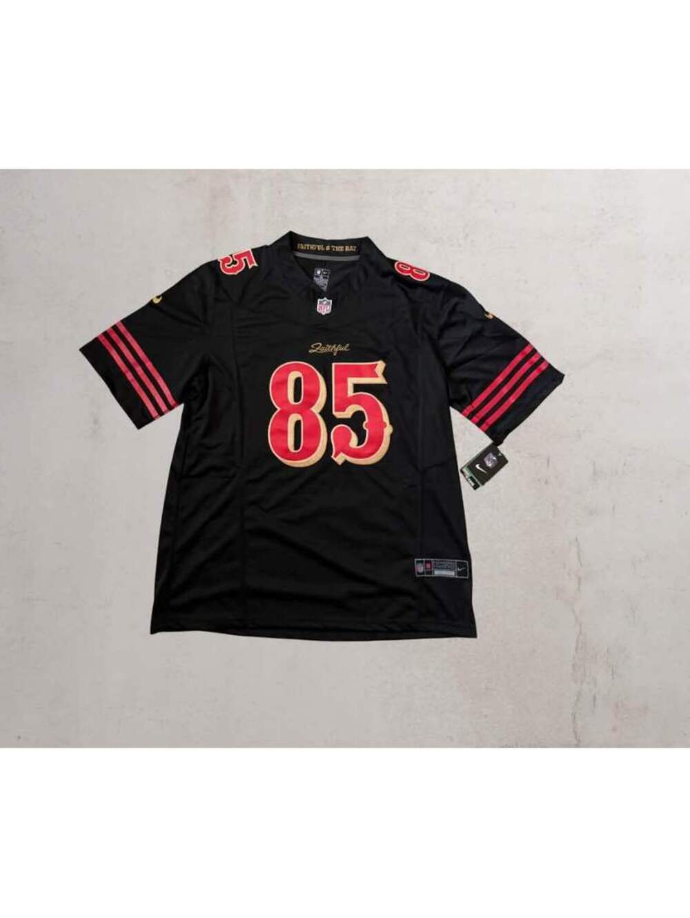 George Kittle San Francisco 49ers Jersey Adult XL NWT